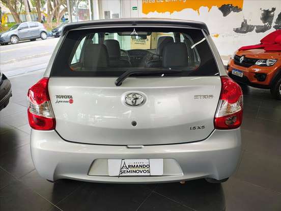 TOYOTA-ETIOS-1.5 XS 16V FLEX 4P MANUAL TOYOTA-ETIOS-2014
