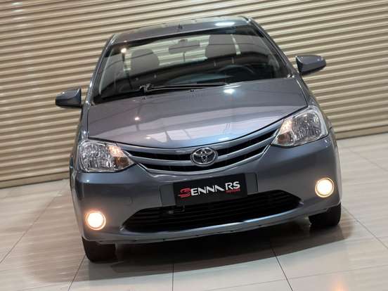 TOYOTA-ETIOS-2014