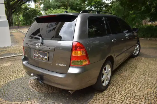 TOYOTA-FIELDER-2005