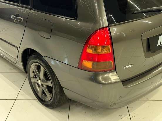 TOYOTA-FIELDER-2006