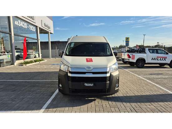 TOYOTA-HIACE-2.8 D-4D TURBO DIESEL FURGÃO DX AUTOMÁTICO TOYOTA-HIACE-2025