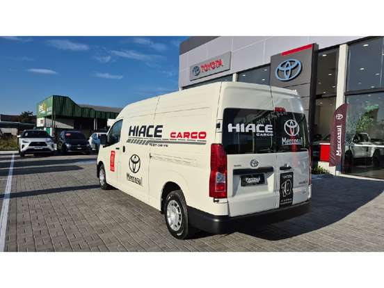 TOYOTA-HIACE-2.8 D-4D TURBO DIESEL FURGÃO DX AUTOMÁTICO TOYOTA-HIACE-2025