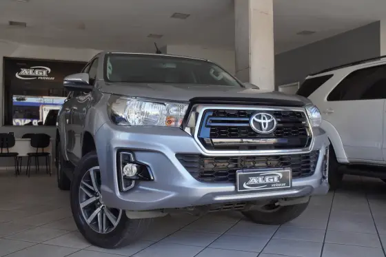 TOYOTA HILUX 2.7 SRV 4X2 CD 16V FLEX 4P AUTOMÁTICO