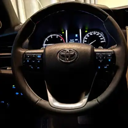 TOYOTA-HILUX-2026