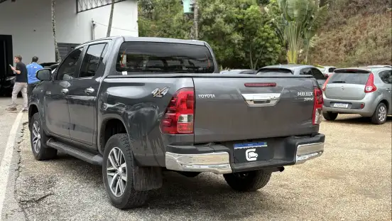 TOYOTA-HILUX-2.8 SRV 4X4 CD 16V DIESEL 4P AUTOMÁTICO TOYOTA-HILUX-2019