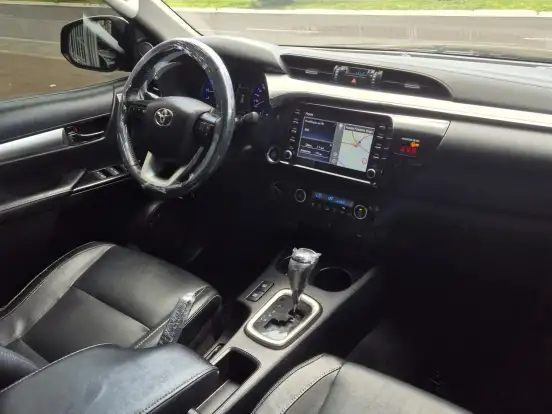TOYOTA-HILUX-2.8 SRV 4X4 CD 16V DIESEL 4P AUTOMÁTICO TOYOTA-HILUX-2019