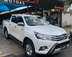 TOYOTA HILUX 2.8 SRV 4X4 CD 16V DIESEL 4P AUTOMÁTICO TOYOTA HILUX 2.8 SRV 4X4 CD 16V DIESEL 4P AUTOMÁTICO