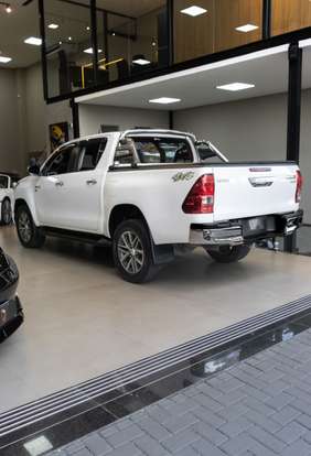 TOYOTA-HILUX-2.7 SRV 4X2 CD 16V FLEX 4P AUTOMÁTICO TOYOTA-HILUX-2019