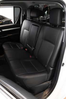 TOYOTA-HILUX-2.7 SRV 4X2 CD 16V FLEX 4P AUTOMÁTICO TOYOTA-HILUX-2019