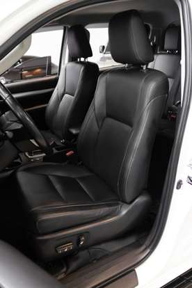 TOYOTA-HILUX-2.7 SRV 4X2 CD 16V FLEX 4P AUTOMÁTICO TOYOTA-HILUX-2019