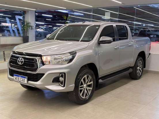 TOYOTA-HILUX-2020