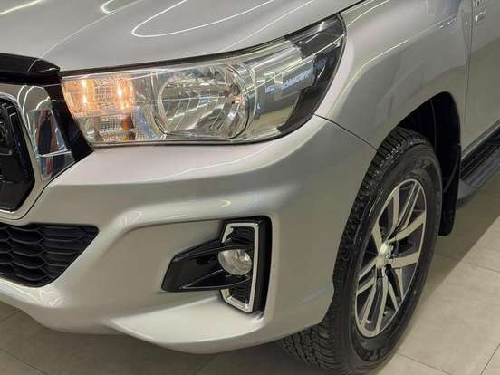 TOYOTA-HILUX-2.7 SRV 4X2 CD 16V FLEX 4P AUTOMÁTICO TOYOTA-HILUX-2020