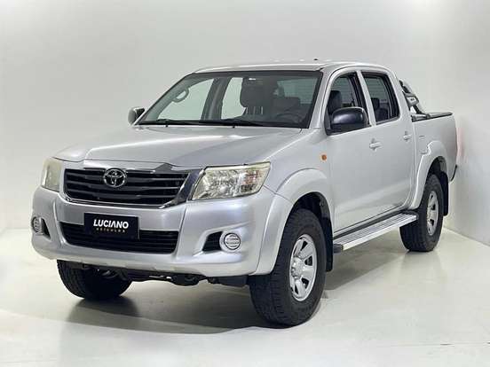 TOYOTA-HILUX-2014