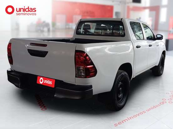 TOYOTA-HILUX-2.8 D-4D TURBO DIESEL CD POWER PACK 4X4 MANUAL TOYOTA-HILUX-2023