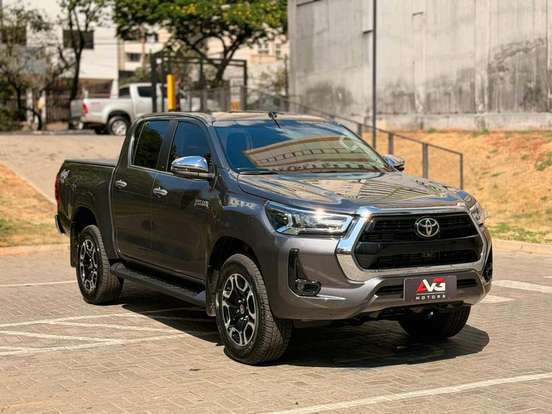 TOYOTA-HILUX-2026
