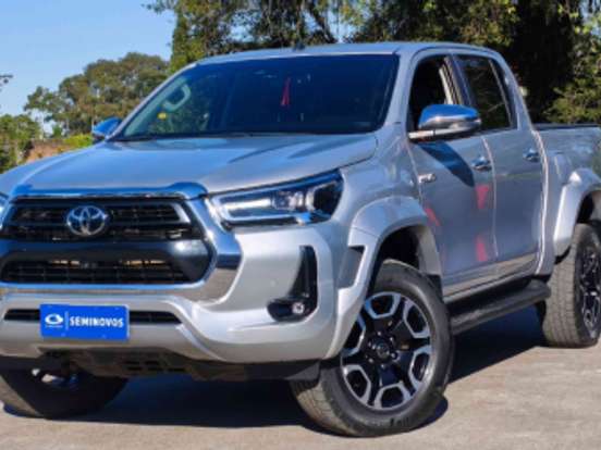 TOYOTA-HILUX-2.8 D-4D TURBO DIESEL CD SRX PLUS 4X4 AUTOMÁTICO TOYOTA-HILUX-2025