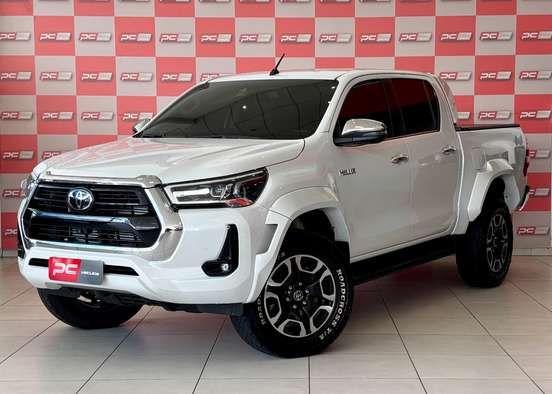 TOYOTA-HILUX-2024