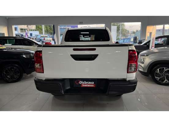 TOYOTA-HILUX-2020