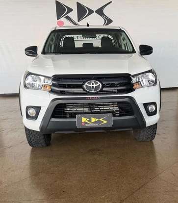 TOYOTA-HILUX-2018