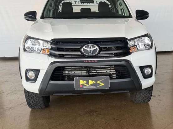 TOYOTA-HILUX-2.8 SR 4X4 CD 16V DIESEL 4P AUTOMÁTICO TOYOTA-HILUX-2018