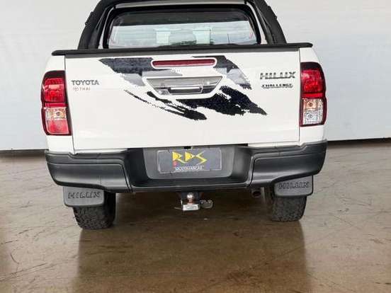 TOYOTA-HILUX-2.8 SR 4X4 CD 16V DIESEL 4P AUTOMÁTICO TOYOTA-HILUX-2018