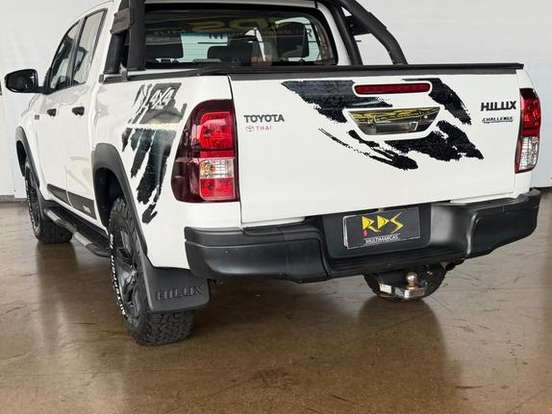 TOYOTA-HILUX-2.8 SR 4X4 CD 16V DIESEL 4P AUTOMÁTICO TOYOTA-HILUX-2018