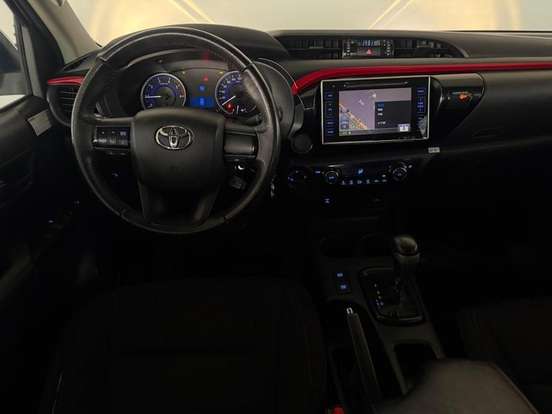 TOYOTA-HILUX-2.8 SR 4X4 CD 16V DIESEL 4P AUTOMÁTICO TOYOTA-HILUX-2018