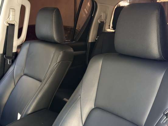 TOYOTA-HILUX-2019
