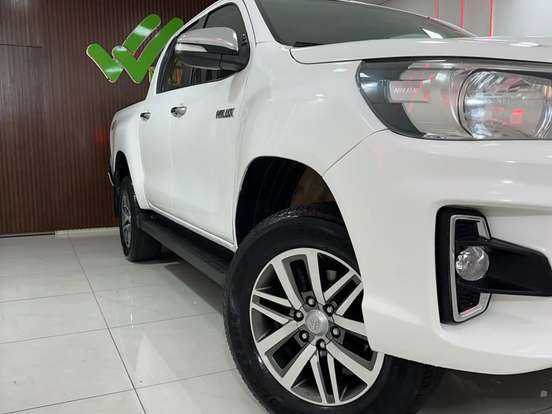 TOYOTA-HILUX-2.8 SRV 4X4 CD 16V DIESEL 4P AUTOMÁTICO TOYOTA-HILUX-2019