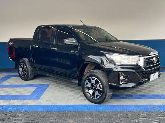 TOYOTA-HILUX-2020