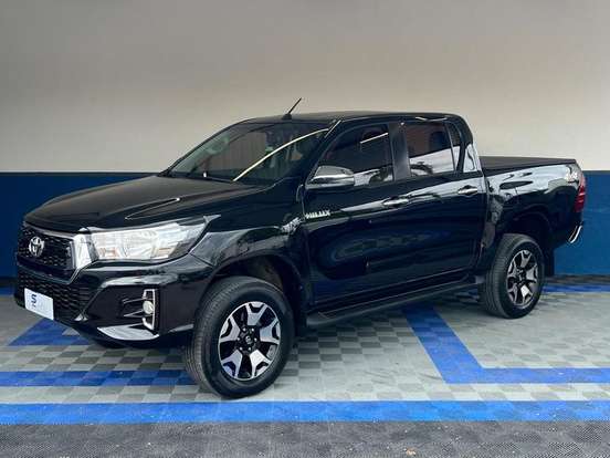 TOYOTA-HILUX-2020