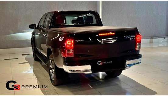 TOYOTA-HILUX-2.8 SRX 4X4 CD 16V DIESEL 4P AUTOMÁTICO TOYOTA-HILUX-2016