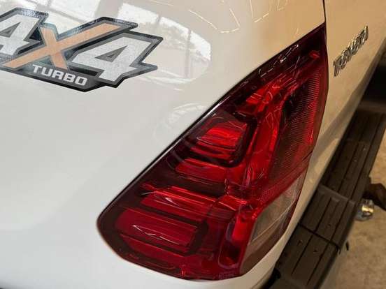 TOYOTA-HILUX-2.8 SRX 4X4 CD 16V DIESEL 4P AUTOMÁTICO TOYOTA-HILUX-2019