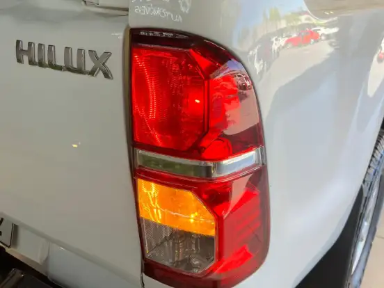 TOYOTA-HILUX-3.0 4X4 CS 16V TURBO INTERCOOLER DIESEL 2P MANUAL TOYOTA-HILUX-2014