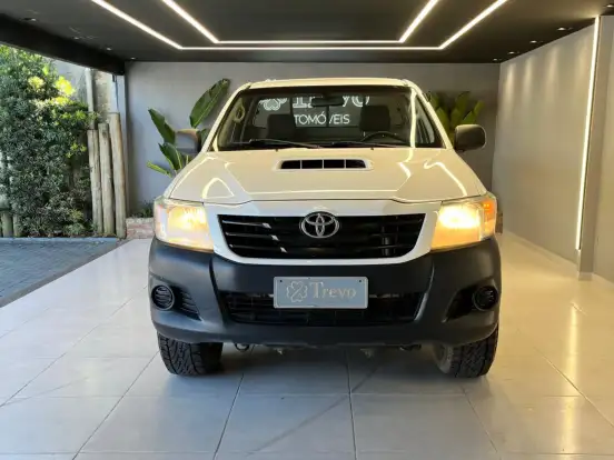 TOYOTA-HILUX-3.0 4X4 CS 16V TURBO INTERCOOLER DIESEL 2P MANUAL TOYOTA-HILUX-2014