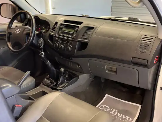 TOYOTA-HILUX-3.0 4X4 CS 16V TURBO INTERCOOLER DIESEL 2P MANUAL TOYOTA-HILUX-2014