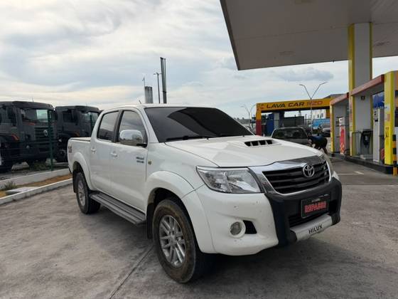 TOYOTA HILUX 3.0 SR 4X4 CD 16V TURBO INTERCOOLER DIESEL 4P AUTOMÁTICO