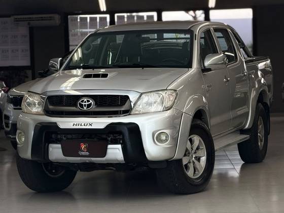 TOYOTA HILUX 3.0 SR 4X4 CD 16V TURBO INTERCOOLER DIESEL 4P MANUAL