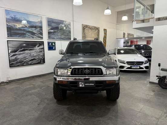 TOYOTA-HILUX-3.0 SRV 4X4 CD 16V TURBO DIESEL 4P MANUAL TOYOTA-HILUX-2002