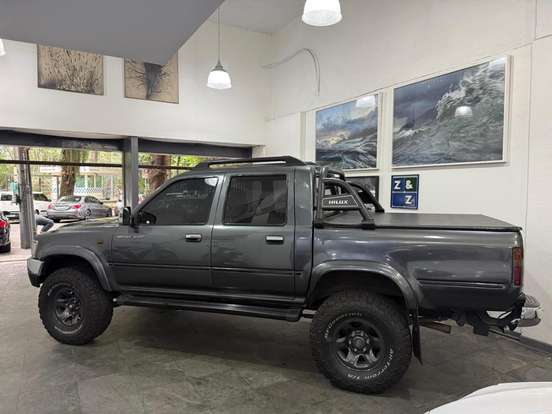 TOYOTA-HILUX-3.0 SRV 4X4 CD 16V TURBO DIESEL 4P MANUAL TOYOTA-HILUX-2002