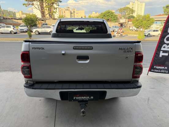 TOYOTA-HILUX-3.0 SRV 4X4 CD 16V TURBO INTERCOOLER DIESEL 4P AUTOMÁTICO TOYOTA-HILUX-2012