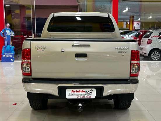 TOYOTA-HILUX-3.0 SRV 4X4 CD 16V TURBO INTERCOOLER DIESEL 4P AUTOMÁTICO TOYOTA-HILUX-2011