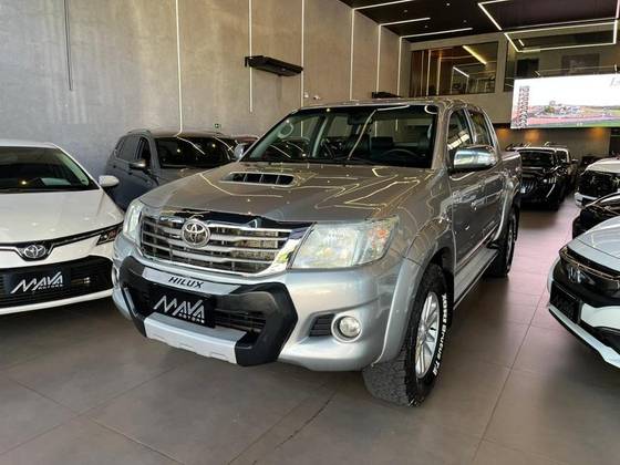 TOYOTA HILUX 3.0 SRV 4X4 CD 16V TURBO INTERCOOLER DIESEL 4P AUTOMÁTICO