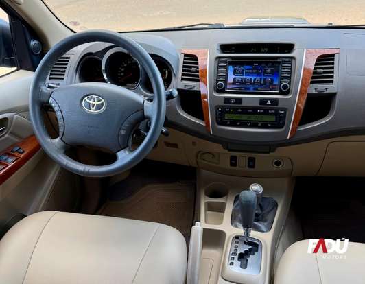 TOYOTA-HILUX-3.0 SRV 4X4 CD 7 LUGARES 16V TURBO INTERCOOLER DIESEL 4P AUTOMÁTICO TOYOTA-HILUX-2011