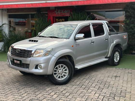 TOYOTA HILUX 3.0 STD 4X4 CD 16V TURBO INTERCOOLER DIESEL 4P MANUAL