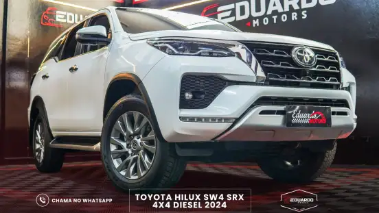TOYOTA-HILUX SW4-2023