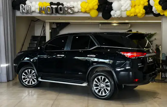 TOYOTA-HILUX SW4-2021
