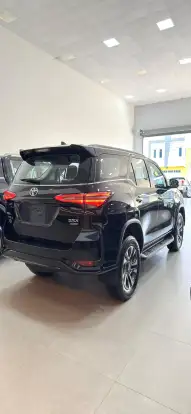 TOYOTA-HILUX SW4-2026