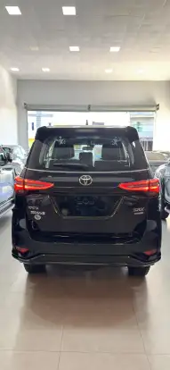 TOYOTA-HILUX SW4-2026