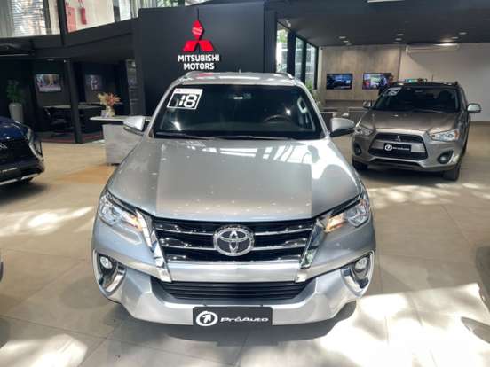 TOYOTA-HILUX SW4-2.7 SRV 7 LUGARES 4X2 16V FLEX 4P AUTOMÁTICO TOYOTA-HILUX SW4-2018
